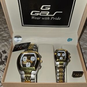 Two-Piece Mens & Womens Watch Set